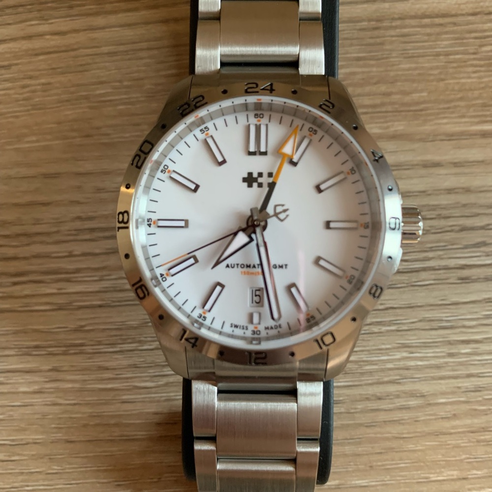 Christopher Ward C63 Sealander GMT Watch -39 mm. Brand New with silver bracelet.